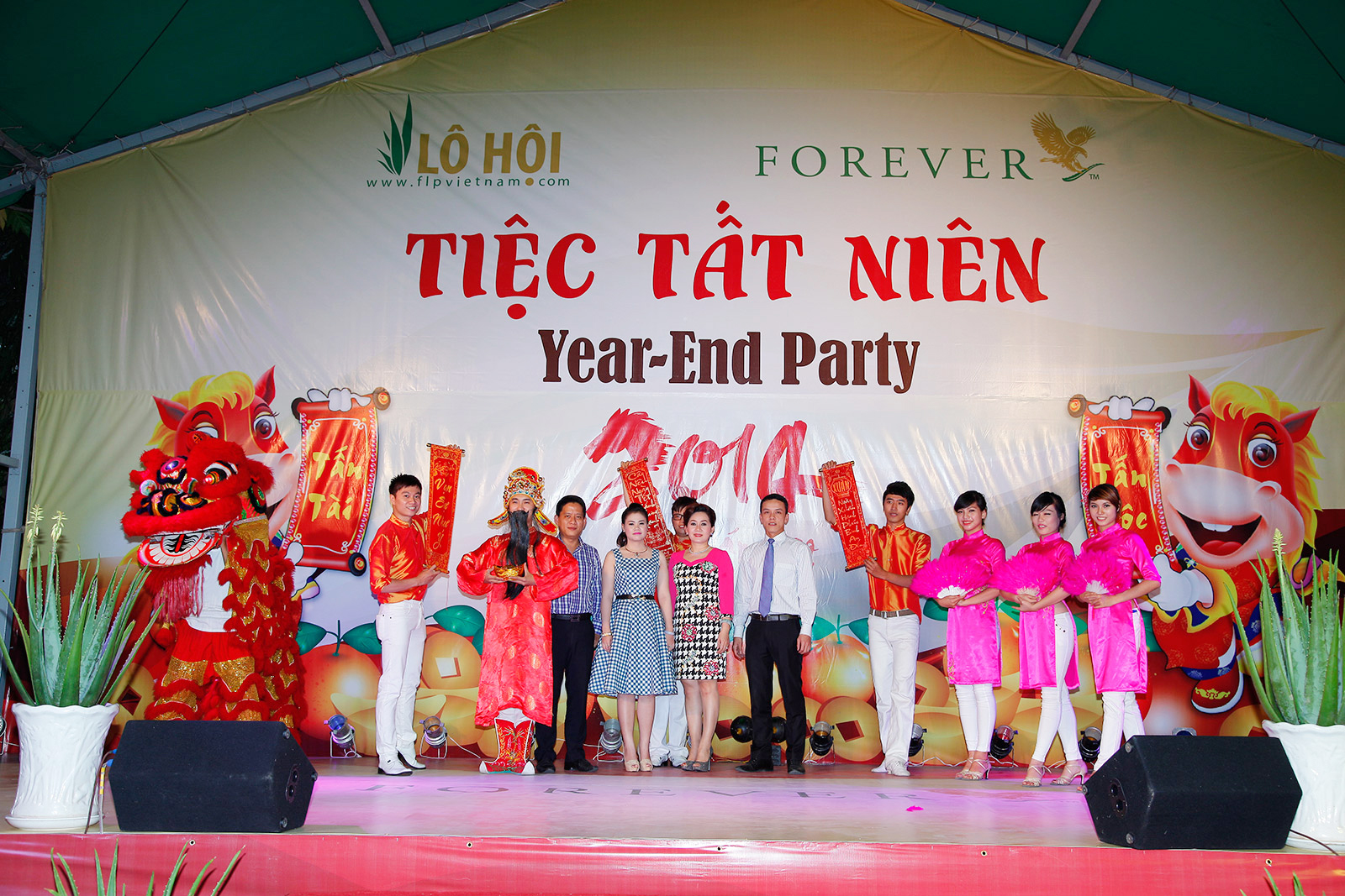 Tại sao TP.HCM lại dẫn đầu nhu cầu chụp ảnh year end party của các doanh nghiệp? Tại sao TP.HCM lại dẫn đầu nhu cầu chụp ảnh year end party của các doanh nghiệp?