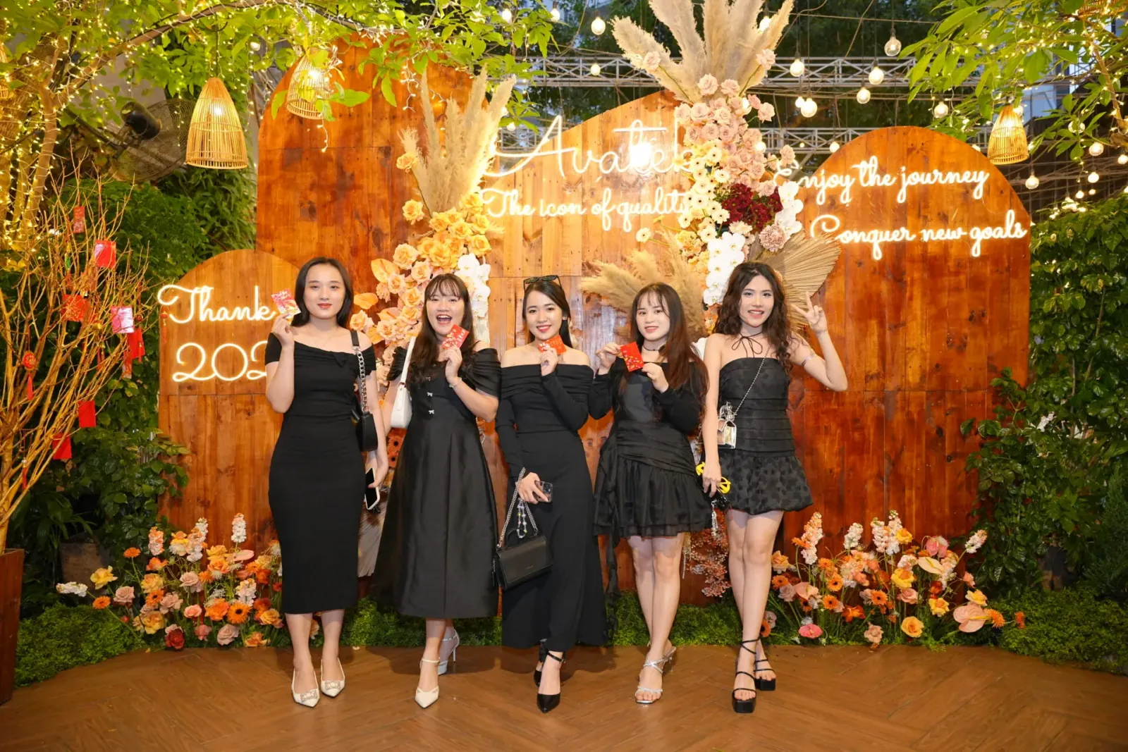 Tại sao TP.HCM lại dẫn đầu nhu cầu chụp ảnh year end party của các doanh nghiệp? Tại sao TP.HCM lại dẫn đầu nhu cầu chụp ảnh year end party của các doanh nghiệp?